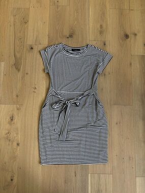 Striped Tie-Waist Midi Dress in Black & White